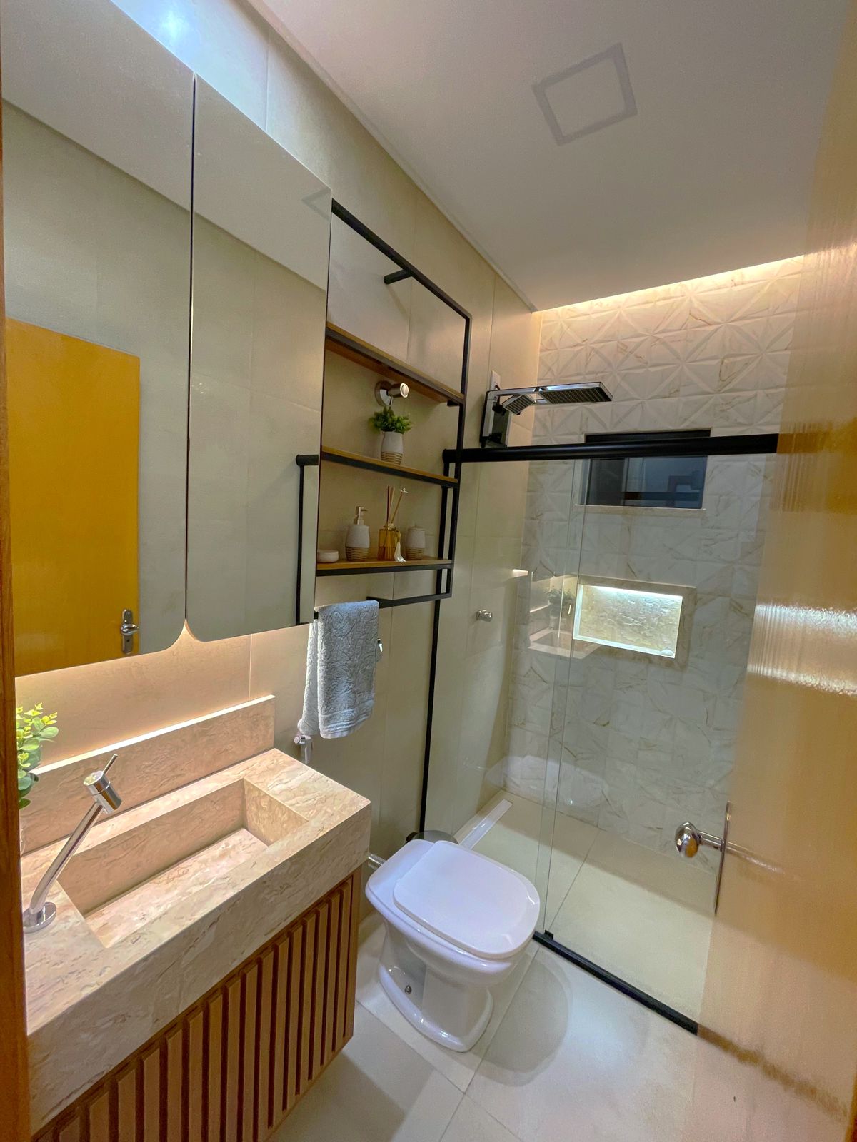 c1bd0210-0884-48c5-80d7-592f275e1796